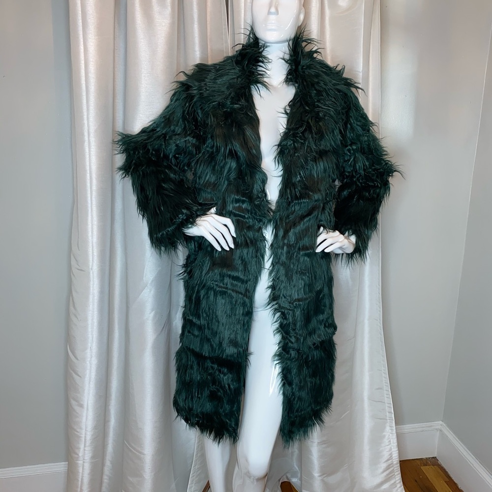 1 LARGE LEFT / SHAGGY FAUX FUR COAT - Picture 4 of 6